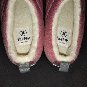 Hurley Burgundy Slippers with White Lining